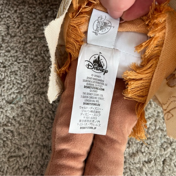 Disney Store Princess Moana 21” Doll & Pua Pig Plush - Picture 7 of 10